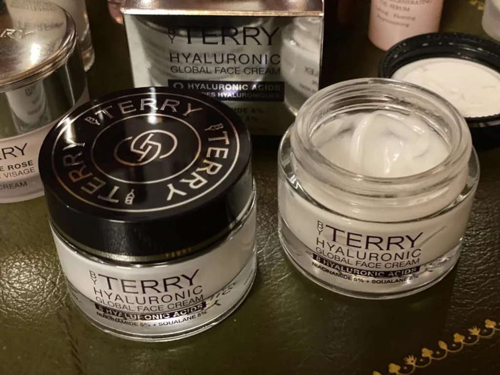 By Terry Hyaluronic Global Face Cream: Krim Wajah dengan Hidrasi Global